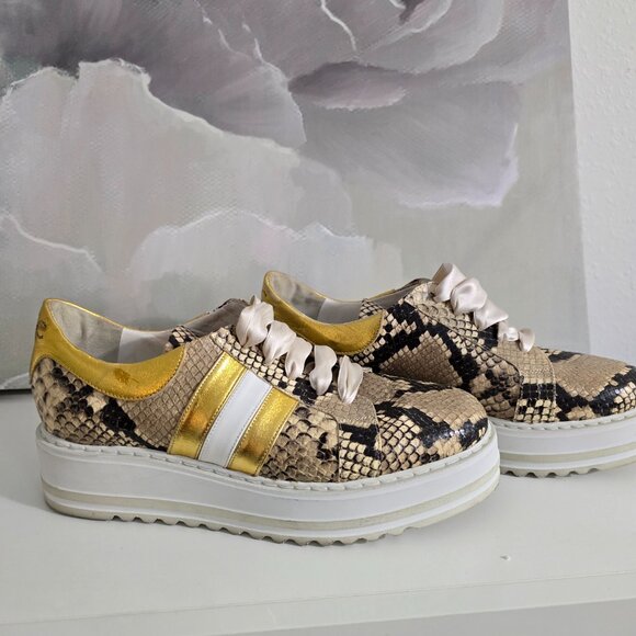 Passione Di Gina - Firenze Python print Snickers - Made in Italy (Size 7.5) - Picture 3 of 5